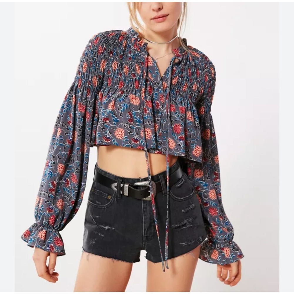 Ghospell Raindrop Floral Balloon Sleeve Smocked‎ Crop Blouse Small Long Sleeve